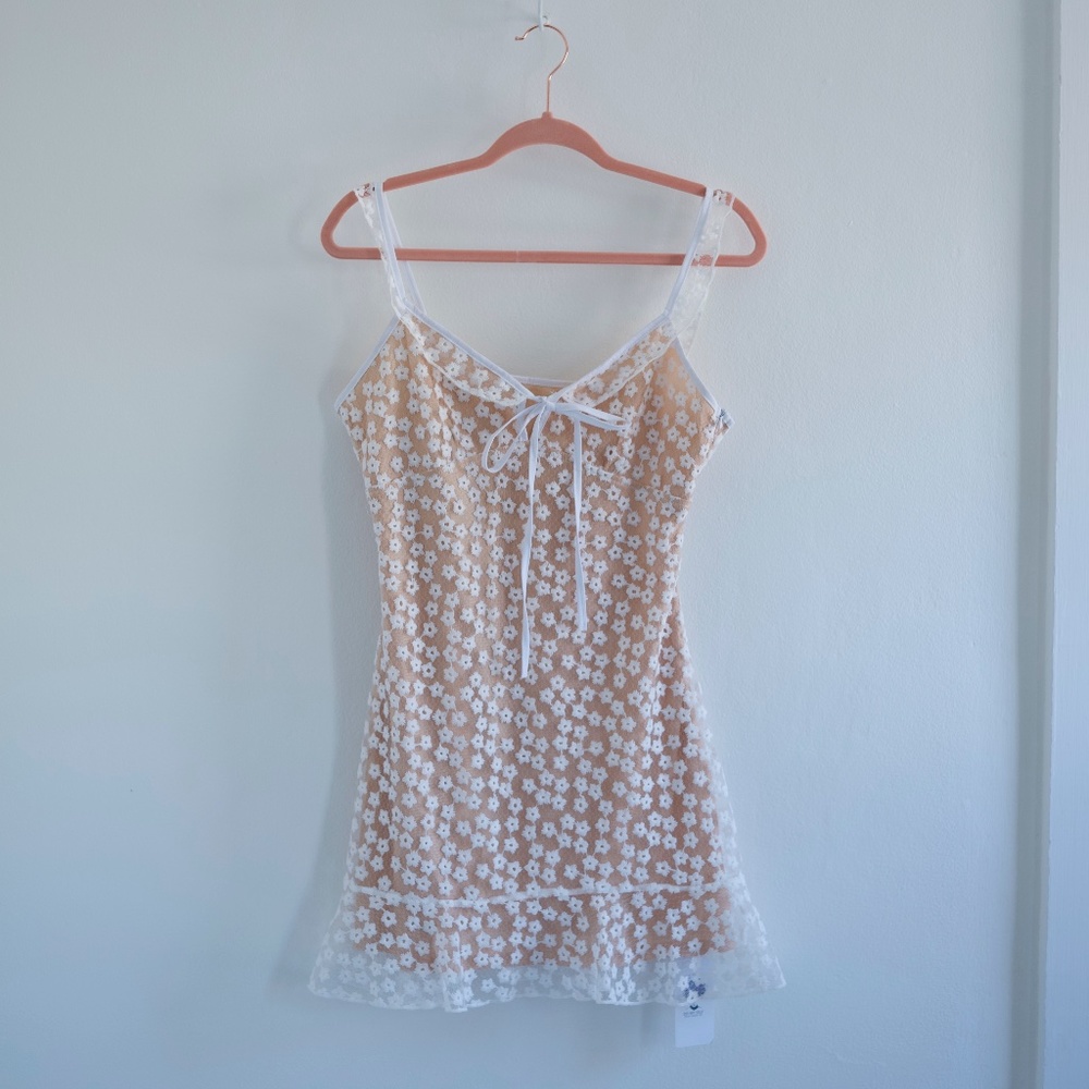Adorable floral ditsy print summer dress